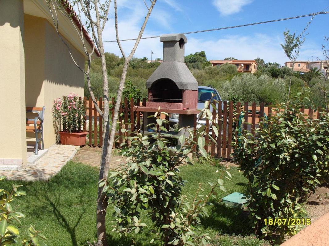 Casadelfaro Con Giardino A Pittulongu 600Metri Dalla Spiaggia Olbia Exteriör bild